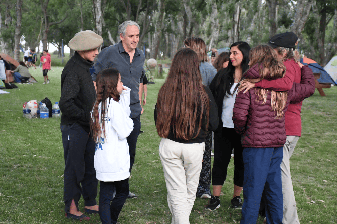 El Intendente visitó el campamento escolar que disfrutan 170 chicos