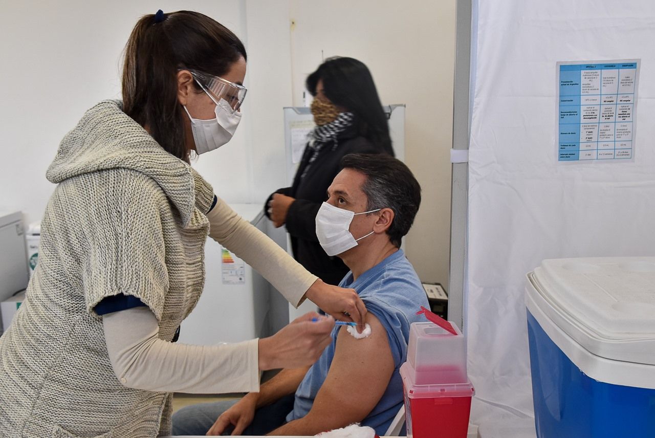 Informan que avanza a un buen ritmo la aplicación de la vacuna contra el Covid-19 en nuestra ciudad