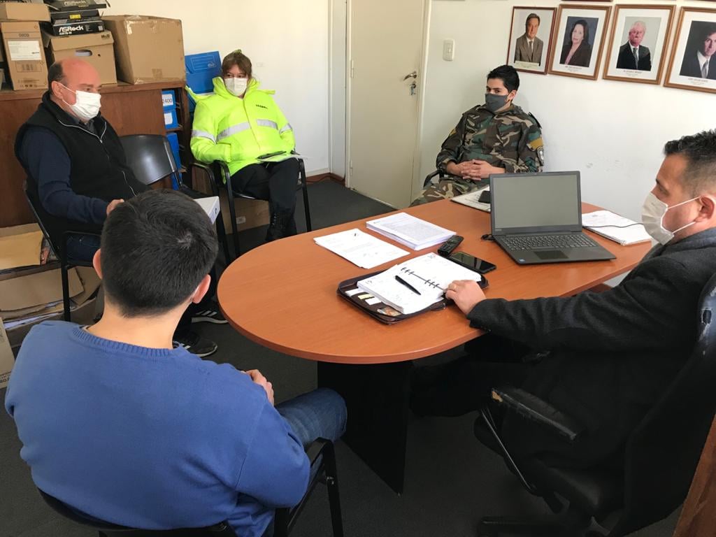 Encuentro de trabajo en torno a la actividad turística del distrito de Lezama