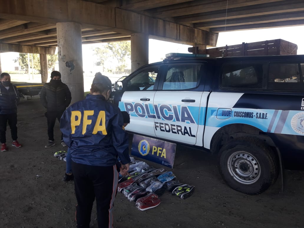 La Policía Federal Argentina de Chascomús incautó mercadería apócrifa