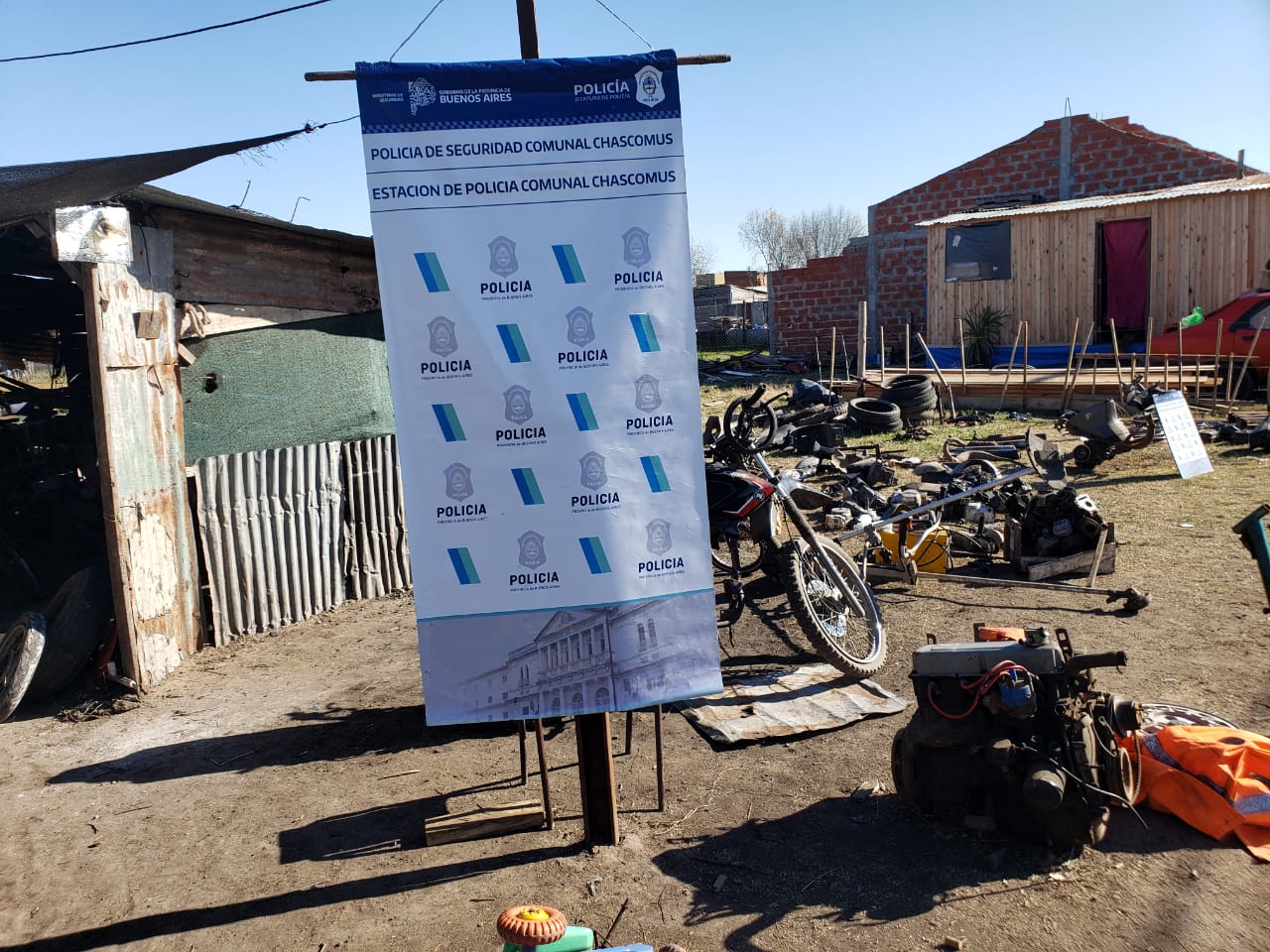 En barrio San Cayetano: Se incautó autopartes adulteradas de una gomería que no poseía habilitación