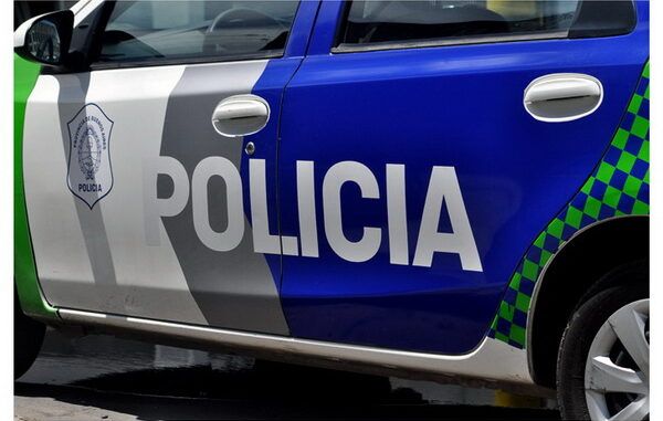 Delincuentes rompieron puerta y robaron televisión en calle Perú al 7000