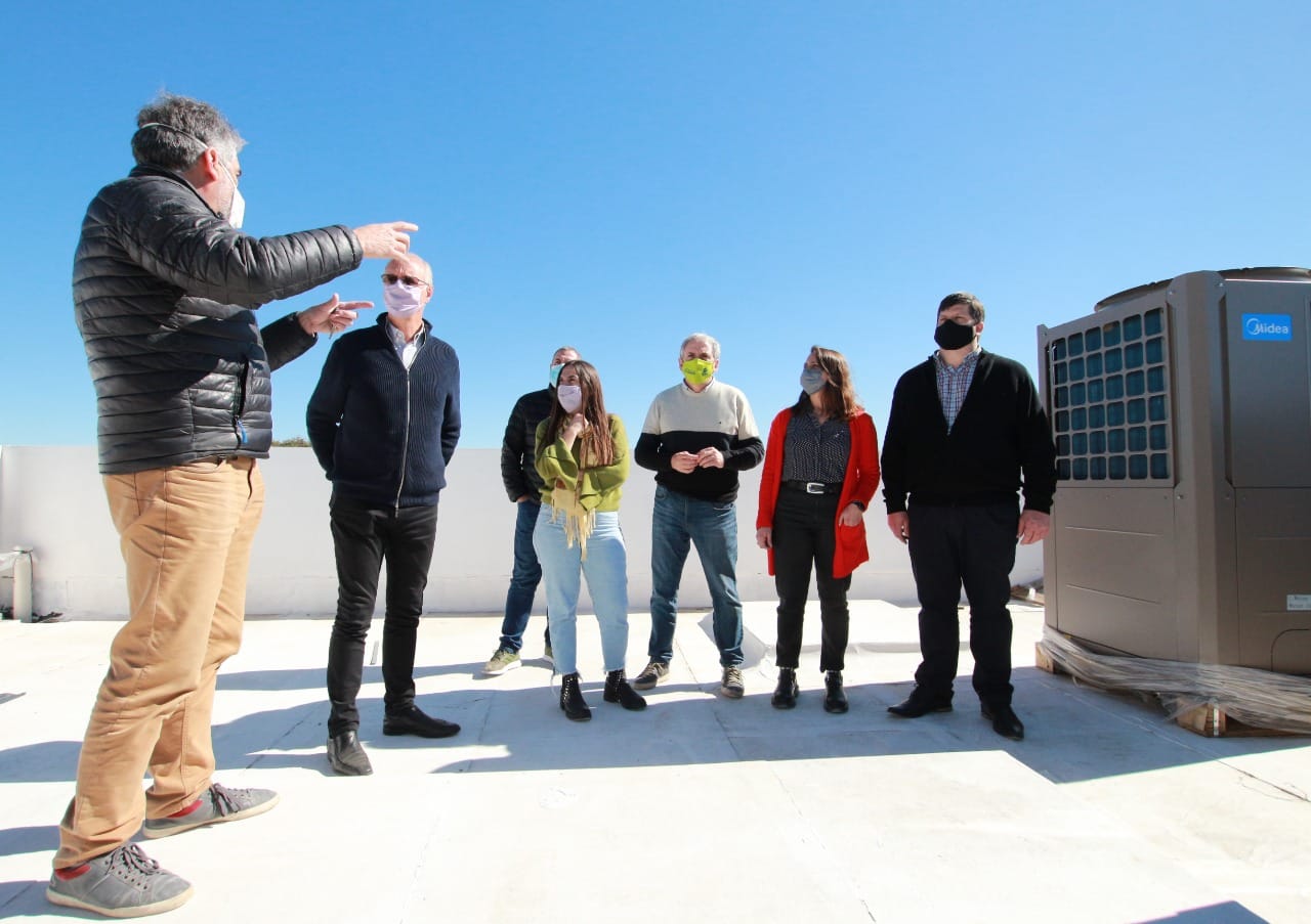 Daniel Gollan recorrió las obras de ampliación del hospital municipal de Chascomús