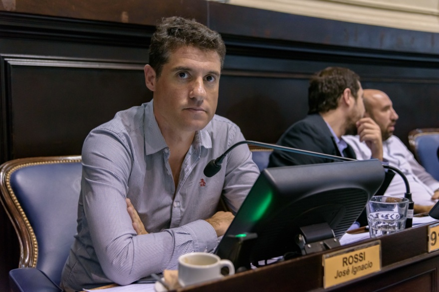 Se aprobó una ley del diputado “Cote” Rossi que permite habilitar espacios culturales