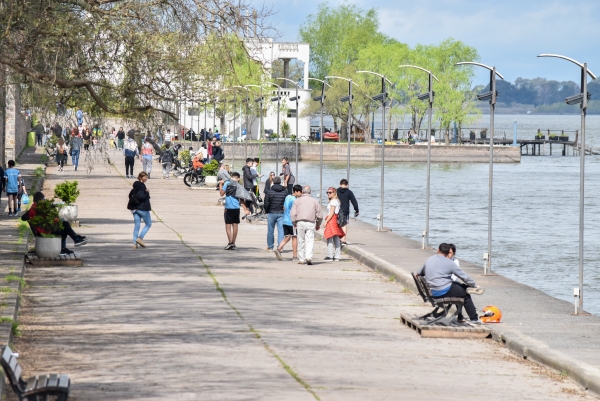 Cada vez más turistas eligen Chascomús para descansar, disfrutar de la naturaleza y de las actividades que ofrece