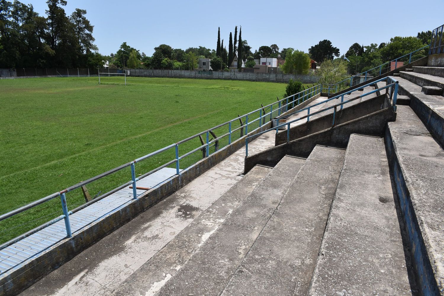 Realizarán un estudio estructural para comenzar la remodelación del polideportivo municipal de Chascomús