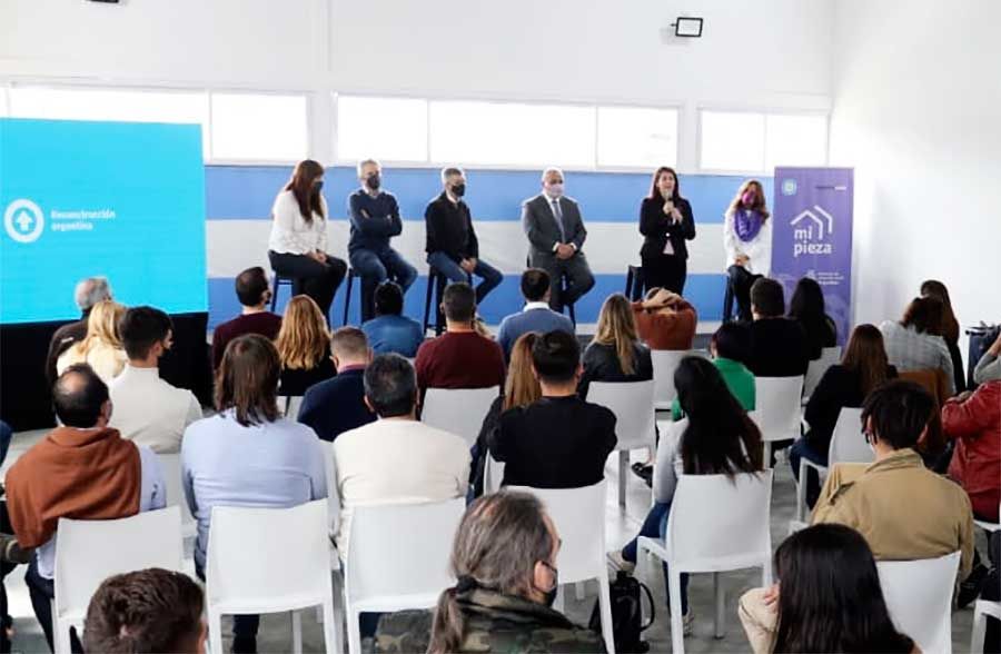 Manzur y Zabaleta presentaron el programa “Mi Pieza”, de mejoramiento de viviendas populares