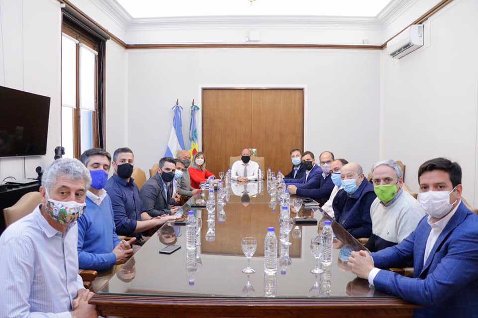 Gastón entre ellos: Nueva reunión entre Insaurralde e intendentes del Frente de Todos
