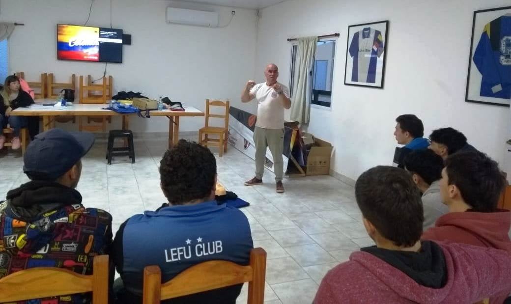 Nuevo ciclo de charlas sobre RCP y primeros auxilios en Lezama