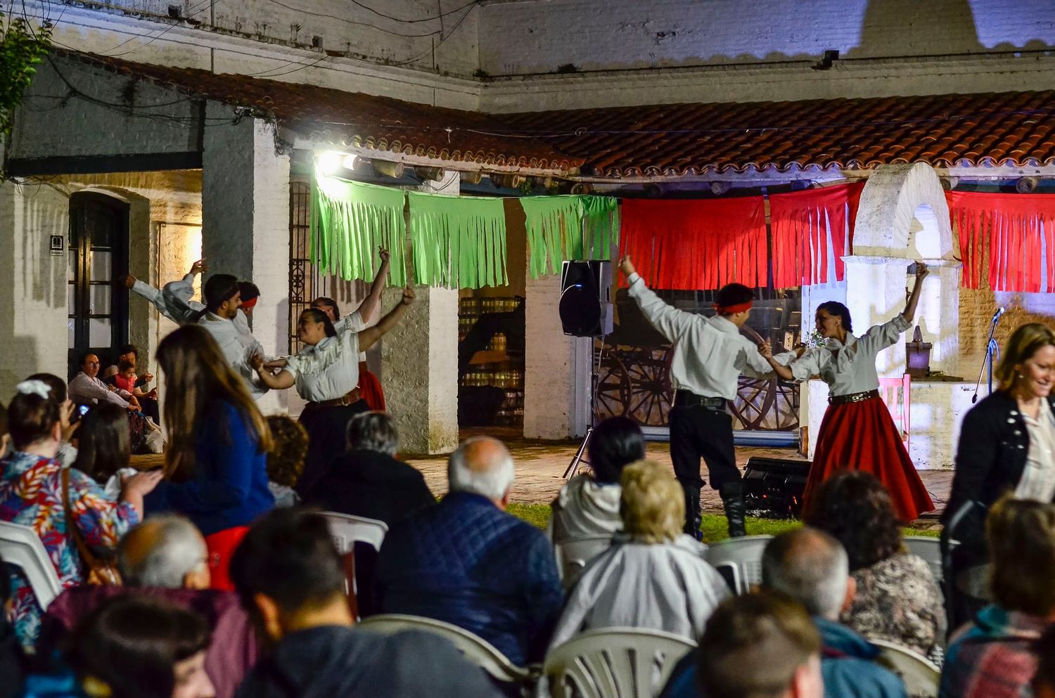 PEÑA FOLCLÓRICA: Exitoso evento a beneficio de la Escuela Primaria Nº 1 en Museo Pampeano