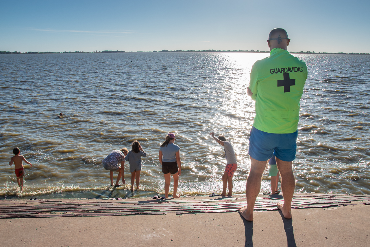 Comienza hoy el servicio de guardavidas en el sector balneario de la laguna de Chascomús