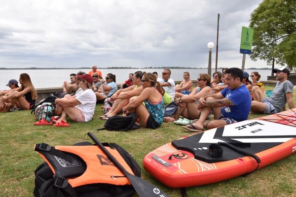 Se realizó un taller de primeros auxilios y técnicas de salvataje en la costanera de nuestra ciudad