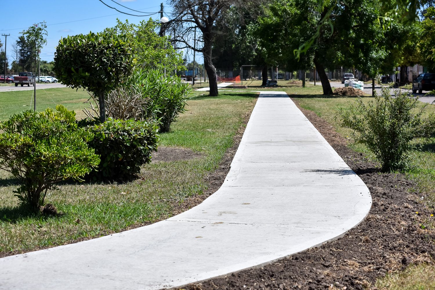 Dos empresas locales interesadas en la construcción de bicisendas en Scalabrini Ortiz