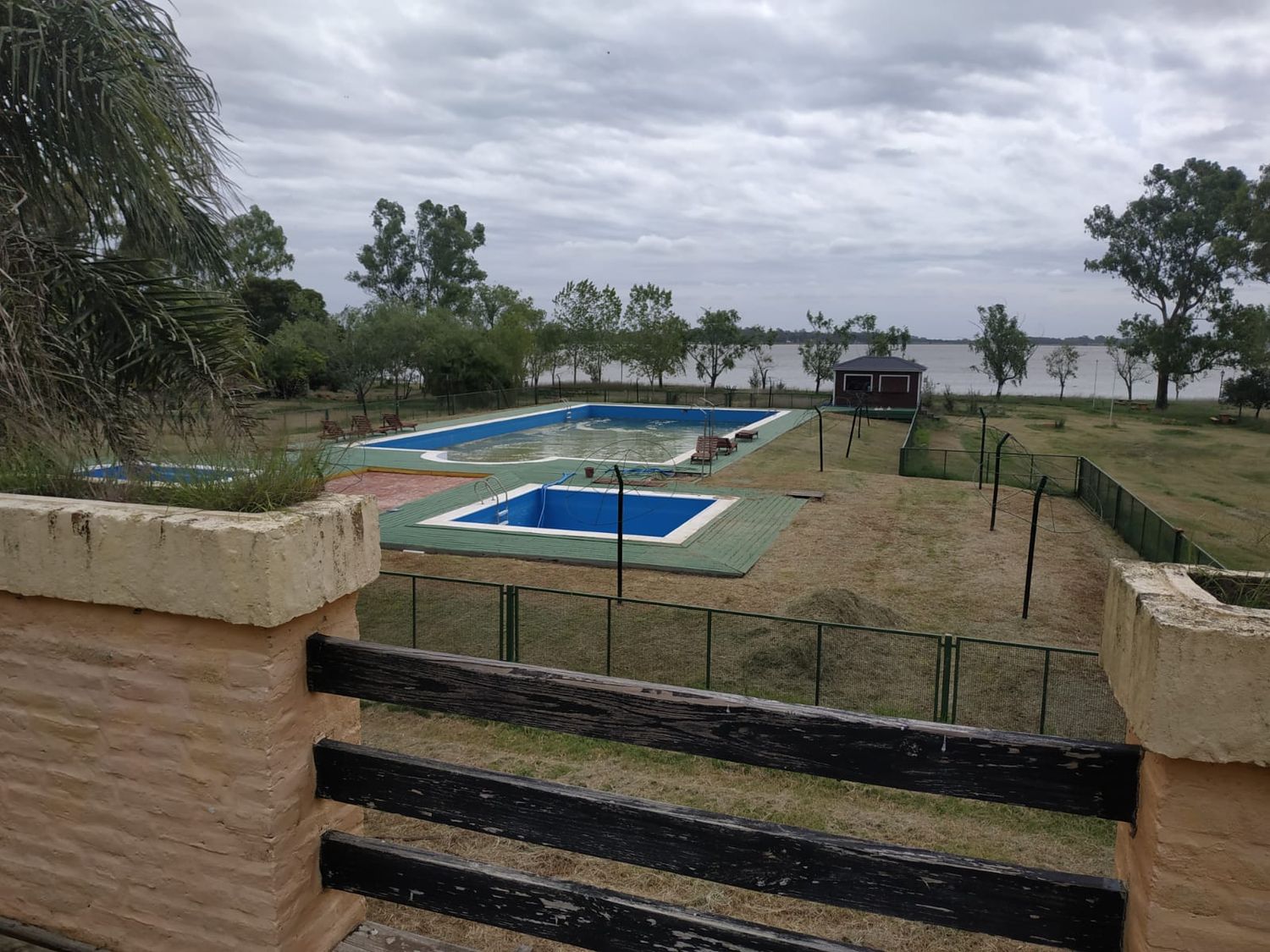 Remodelación del “ex camping Banco Provincia”: Importantes avances en el predio de Laguna Camp