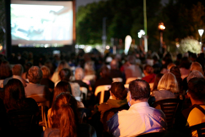 Este domingo llega el Cine Móvil a la plazoleta del barrio San Cayetano