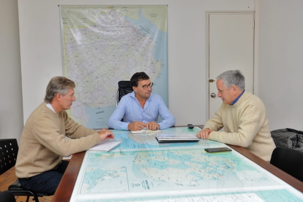 Javier Gastón: “Nos confirmaron que en pocos días va a estar aprobado el proyecto y empezaremos a reconstruir las murallas de nuestra laguna”