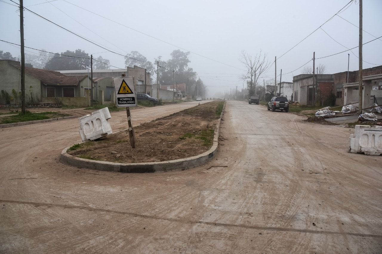 El Administrador General de Vialidad Nacional recorrió las obras en calle Colombia