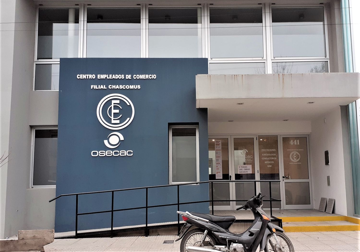 Ya funciona la Unidad integral de salud del CEC en calle Casalins 441