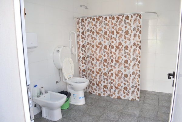 El Hospital Municipal cuenta con nuevos baños y espacios de servicios en clínica médica, tomografía, internación y guardia