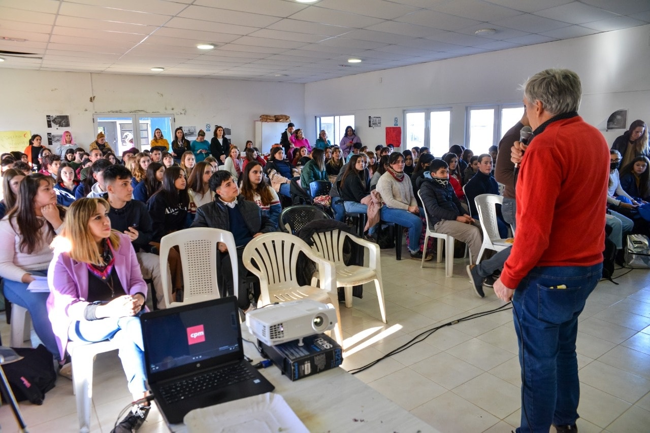 Más de 120 estudiantes participaron del encuentro distrital y regional del Programa Jóvenes y Memoria en Chascomús