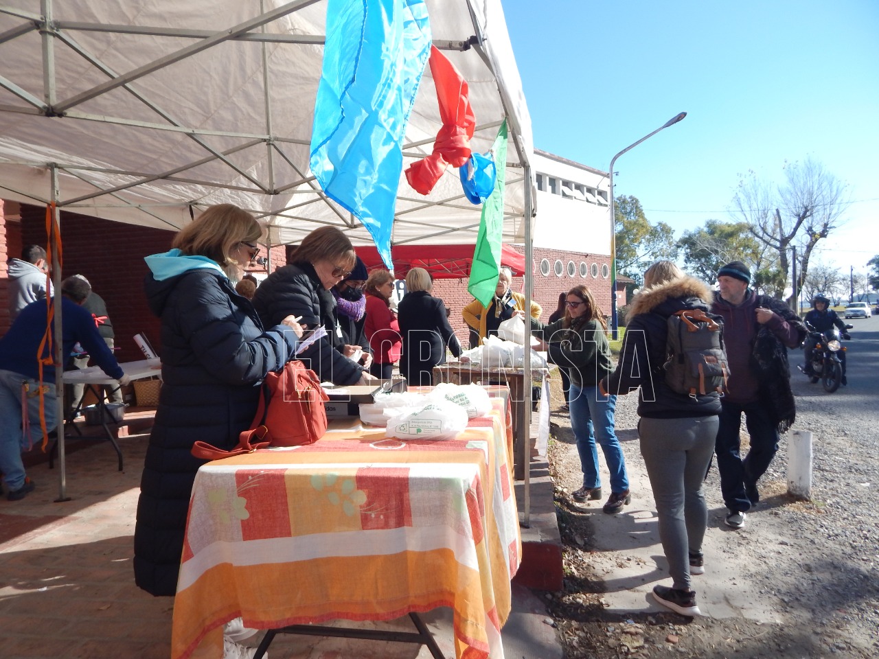 CUARTO LOCRO SOLIDARIO: Más de 850 porciones fueron vendidas a beneficio de la Cooperadora del Hospital de Chascomús