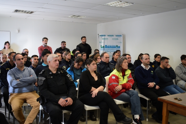 Personal municipal participó en una jornada de formación en investigación criminal e informática forense