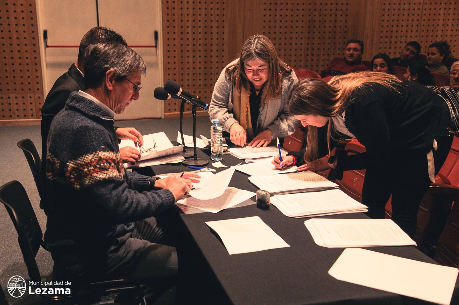 Casa Propia: Familias de Lezama firmaron el boleto de compraventa de terrenos