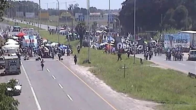 Mar del Plata: Montenegro denunció a los manifestantes que cortan la ruta 2