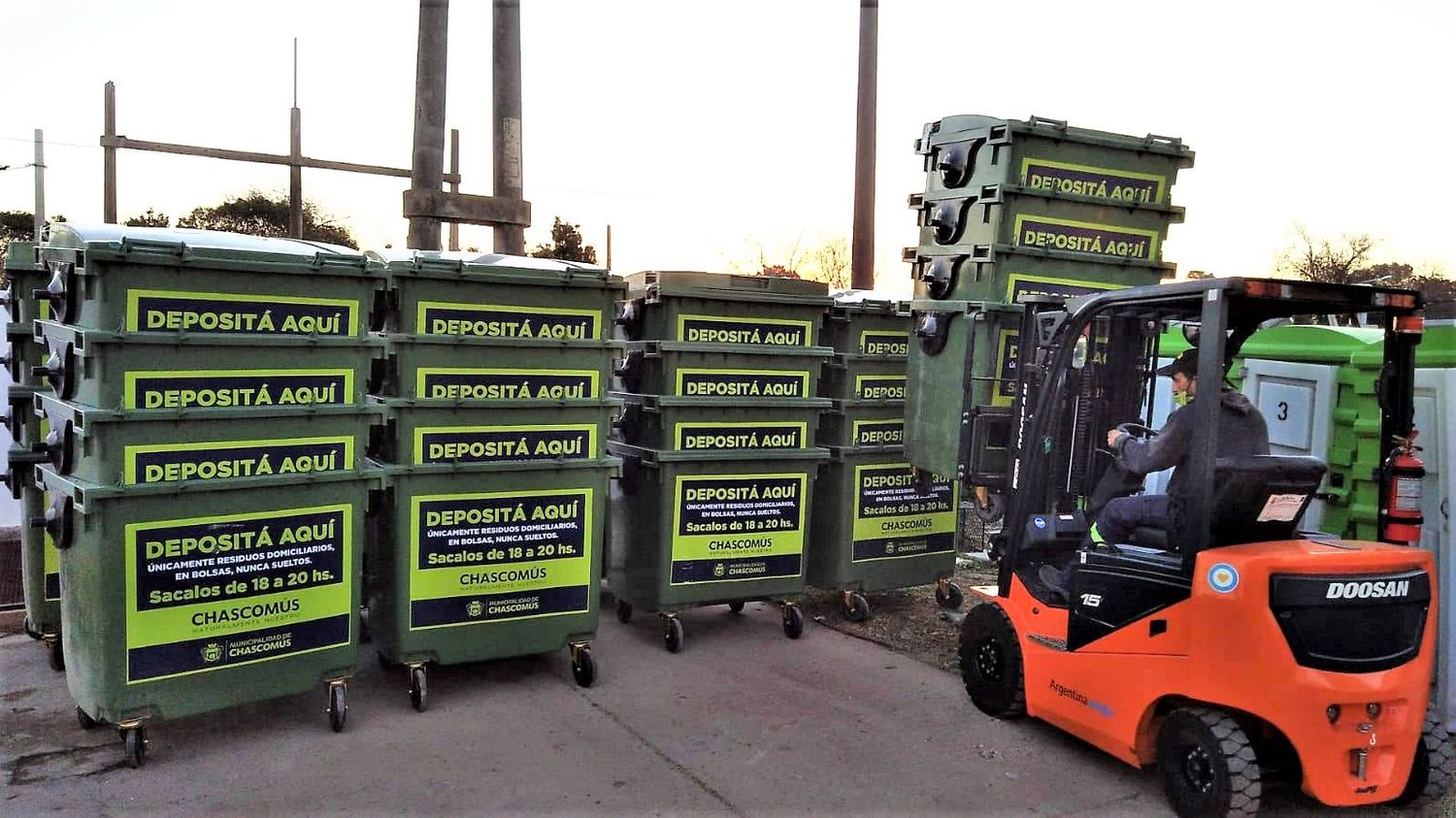 Comienzan a funcionar cuatro puntos de recolección de residuos en barrio Lomas Altas