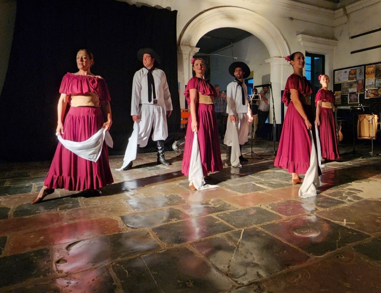 CULTURA: Charla debate en el Museo Pampeano y folclore en la Vieja Estación