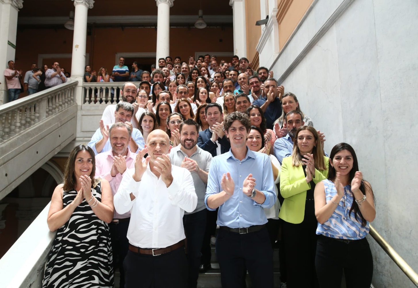 Lousteau busca hacer pie en la provincia y presentó sus equipos técnicos