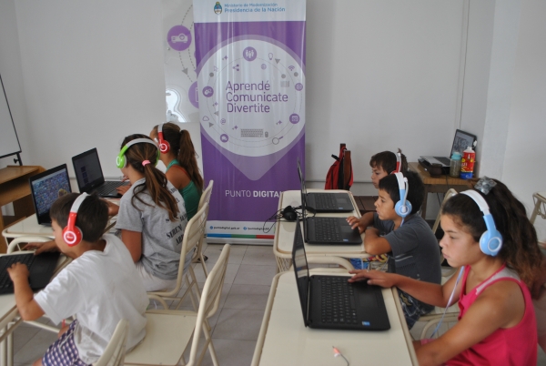 Punto Digital: películas y actividades gratuitas para disfrutar en el verano