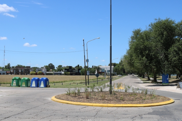 Habilitaron el tránsito en la nueva rotonda de Escribano y avenida Costanera