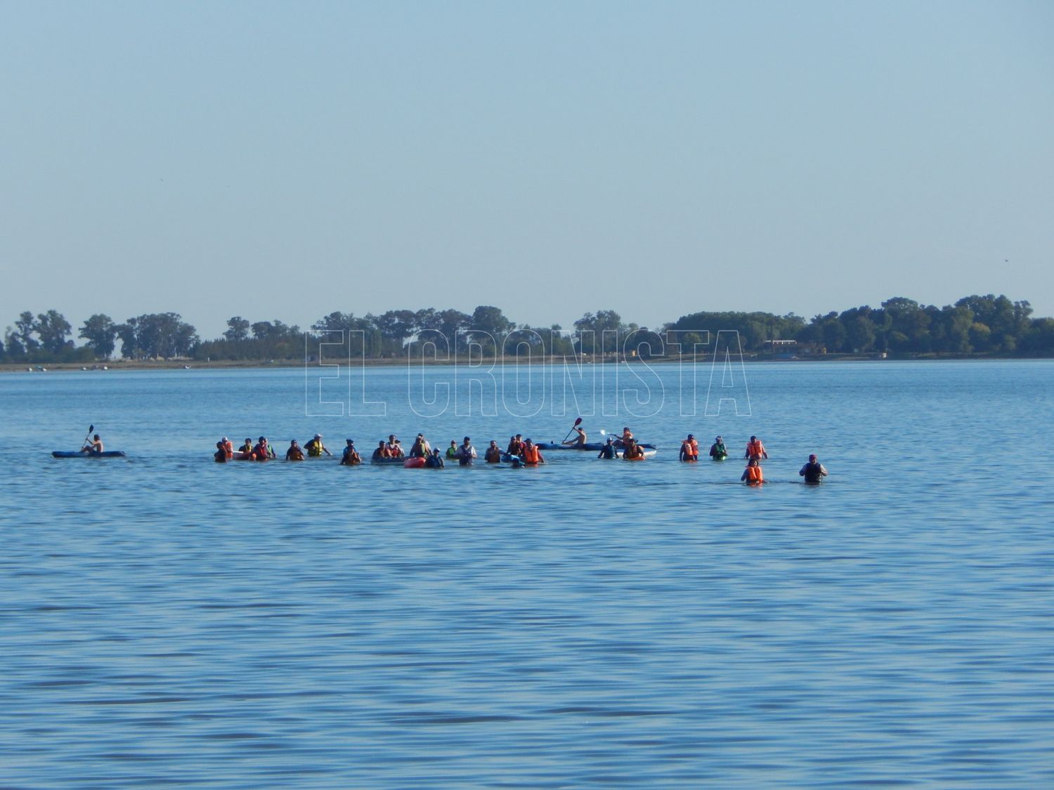 Este domingo se realizará el cuarto cruce de la laguna a pie en Chascomús