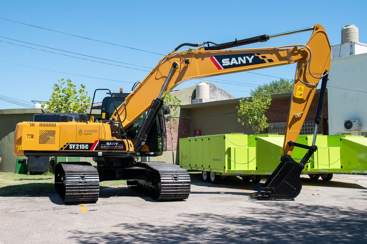 La Municipalidad de Chascomús abre licitación pública para la compra de una excavadora