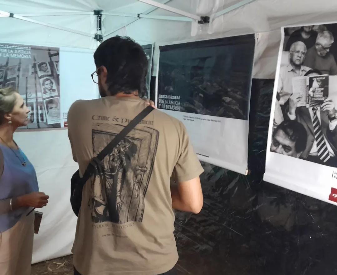 Muestra fotográfica “Instantáneas por la Justicia y la Memoria” en Chascomús