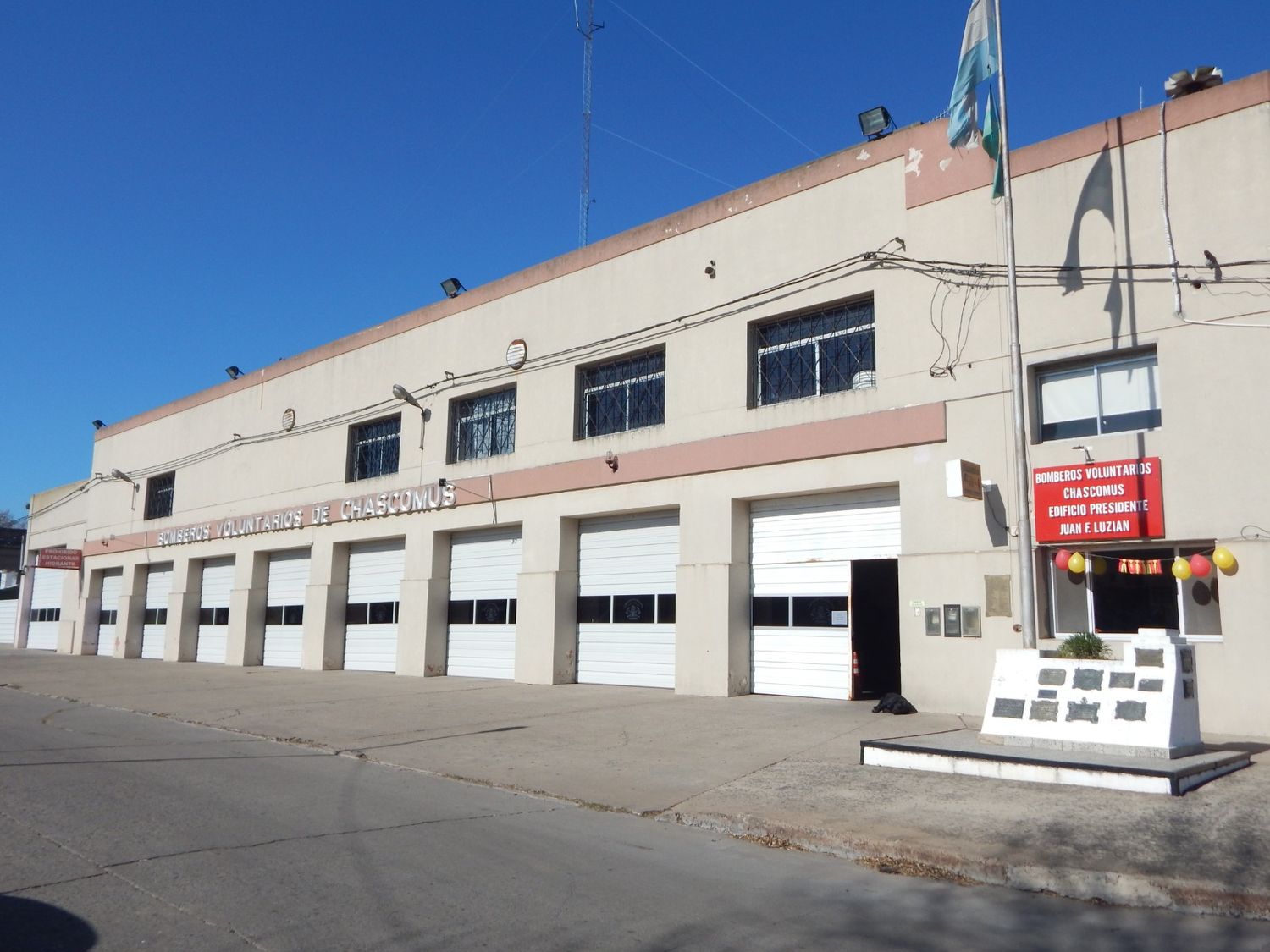 Reglamentan la bonificación total de la tarifa de la luz a bomberos voluntarios