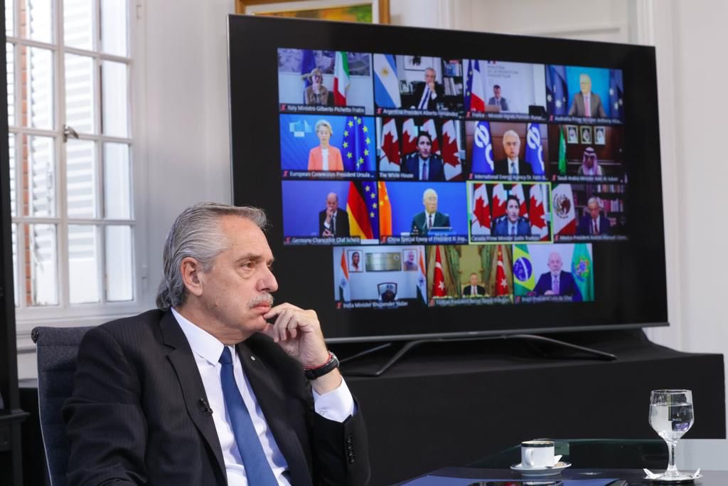 El presidente Alberto Fernández se bajó y anunció que no irá por su reelección