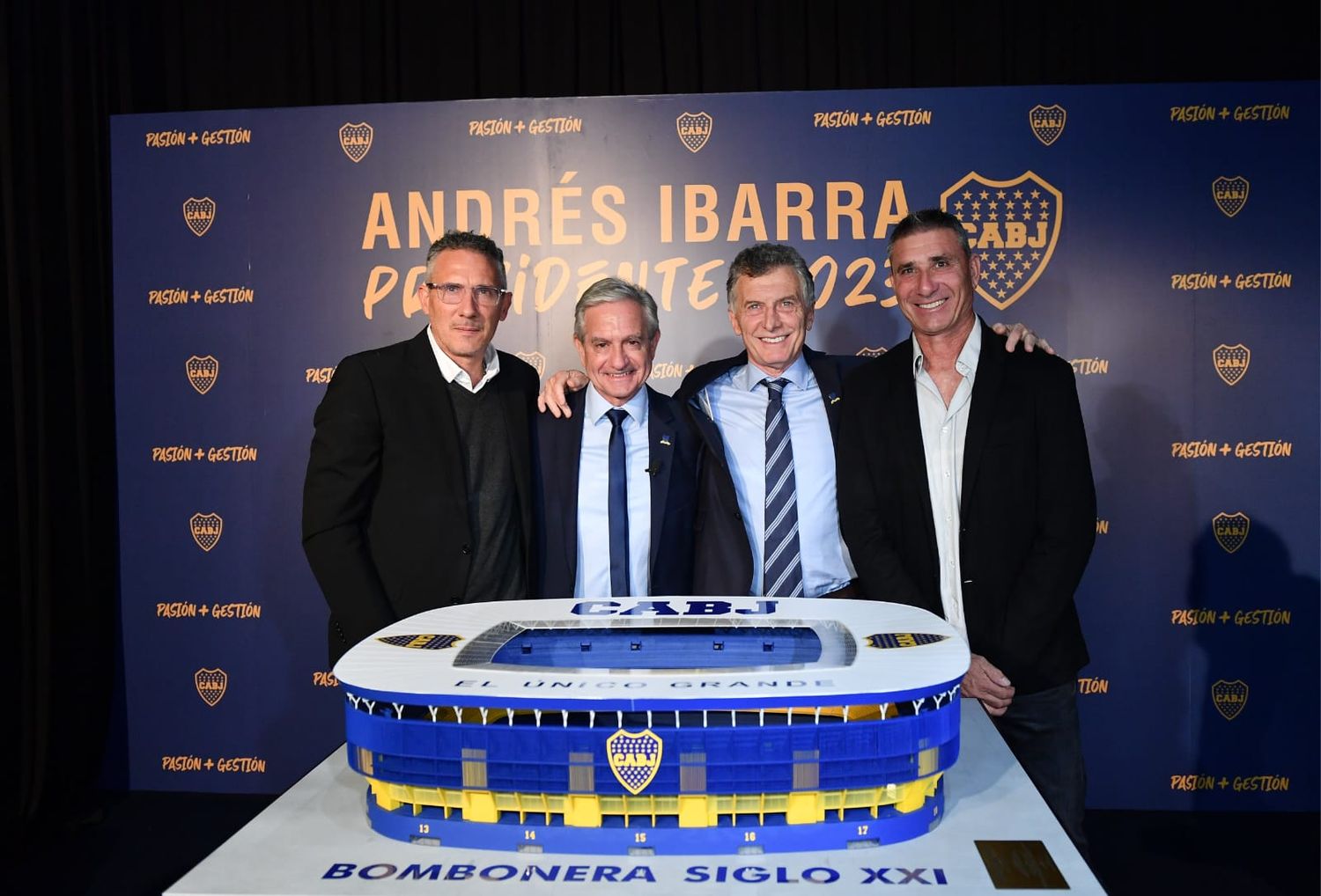 Andrés Ibarra: “Boca será el único club del mundo que llene dos canchas cuando juegue de local”