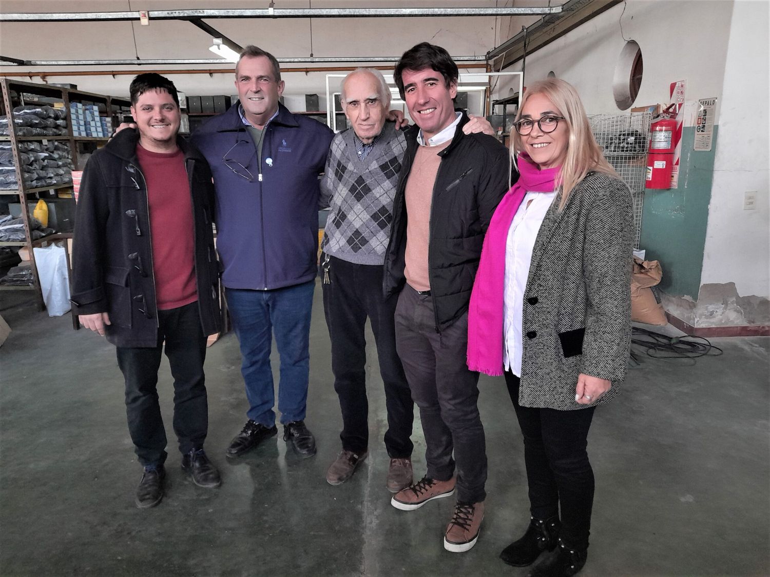 El precandidato a diputado Matías Civale junto a Santiago Dos Santos recorrió Chascomús