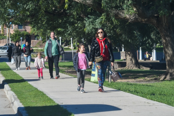 Chascomús: El gasto diario promedio por turista en vacaciones de invierno fue de $16.490