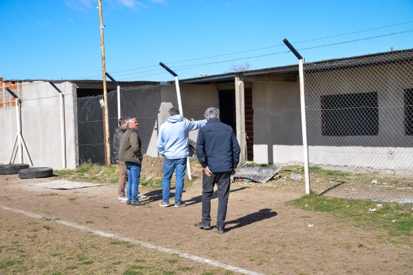 Instituciones deportivas de Chascomús recibieron subsidios del programa Clubes en Obra