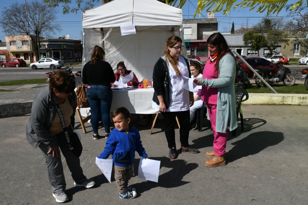 Se realizaron controles de salud a los más pequeños en el playón del hospital municipal