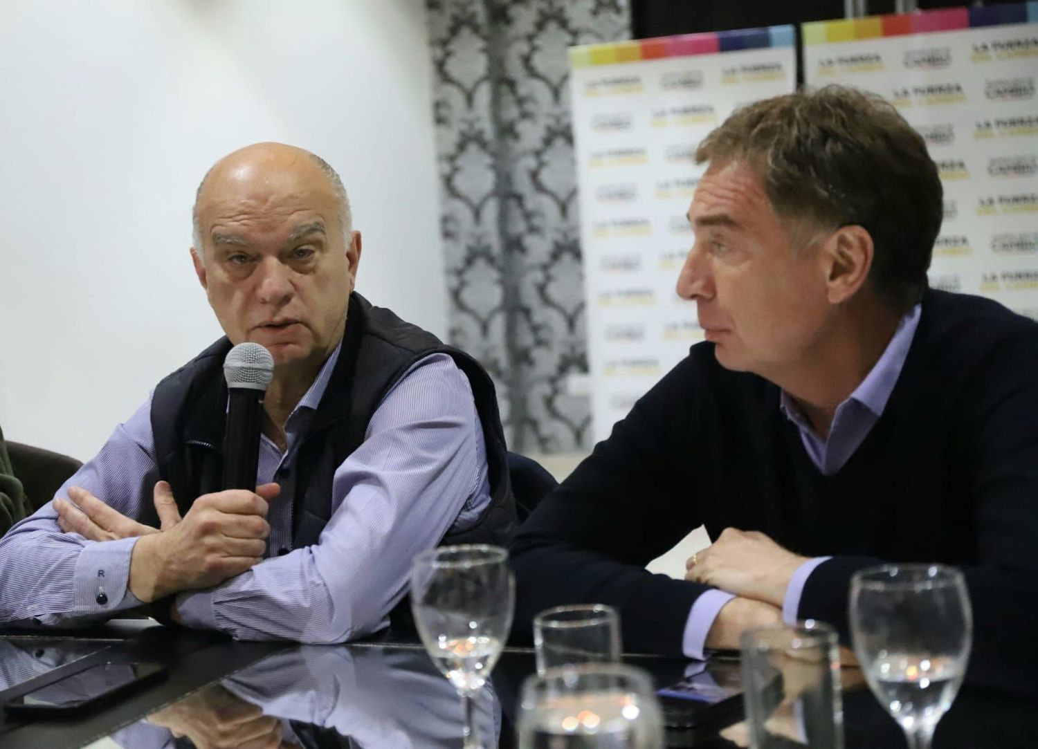 Grindetti: almuerzo con Santilli y arenga a intendentes para reforzar la campaña