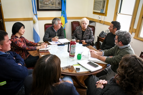 “Trabajamos para concretar el pago de un bono a los trabajadores municipales”