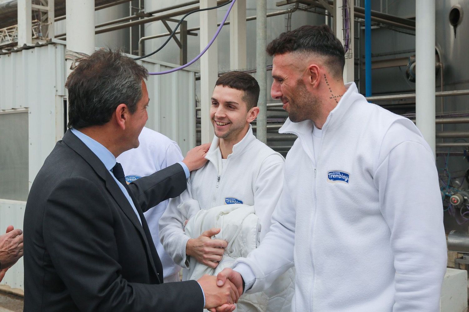 El Gobierno suspende las retenciones lácteas por 90 días