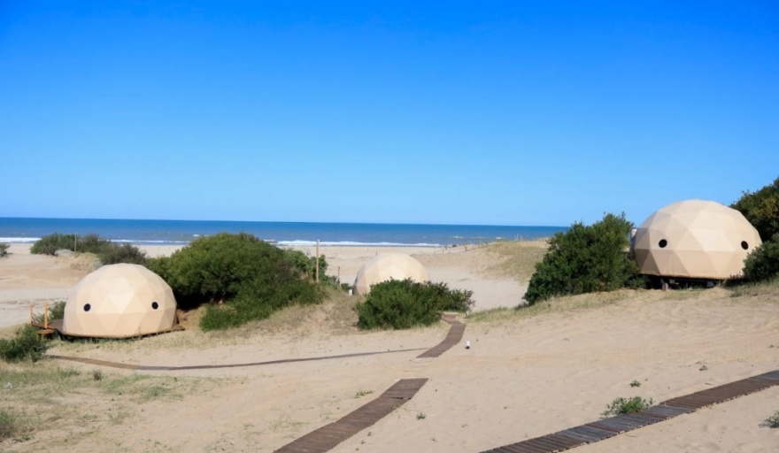 El primer “glamping” con vista al mar del país está en Villa Gesell
