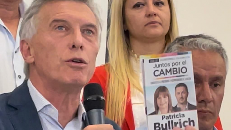 Macri: “Apoyé a Patricia desde el primer día y estoy acá repartiendo su boleta”