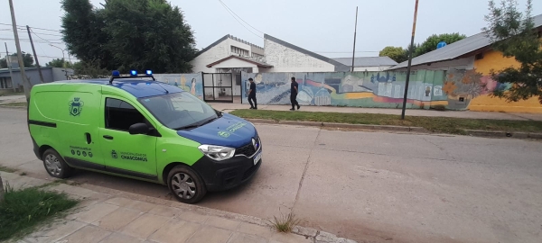 La patrulla de prevención evitó un robo a la escuela secundaria municipal