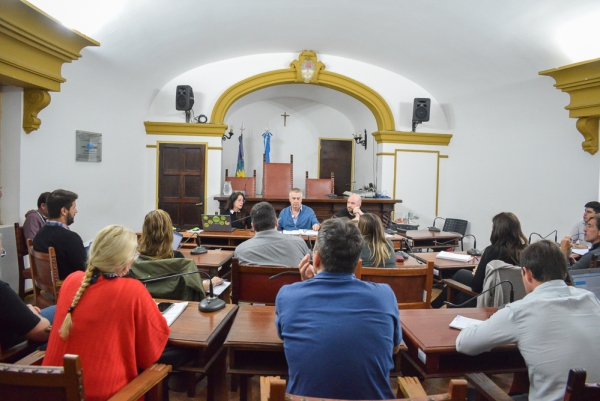 Funcionarios municipales brindaron información sobre concesiones turísticas